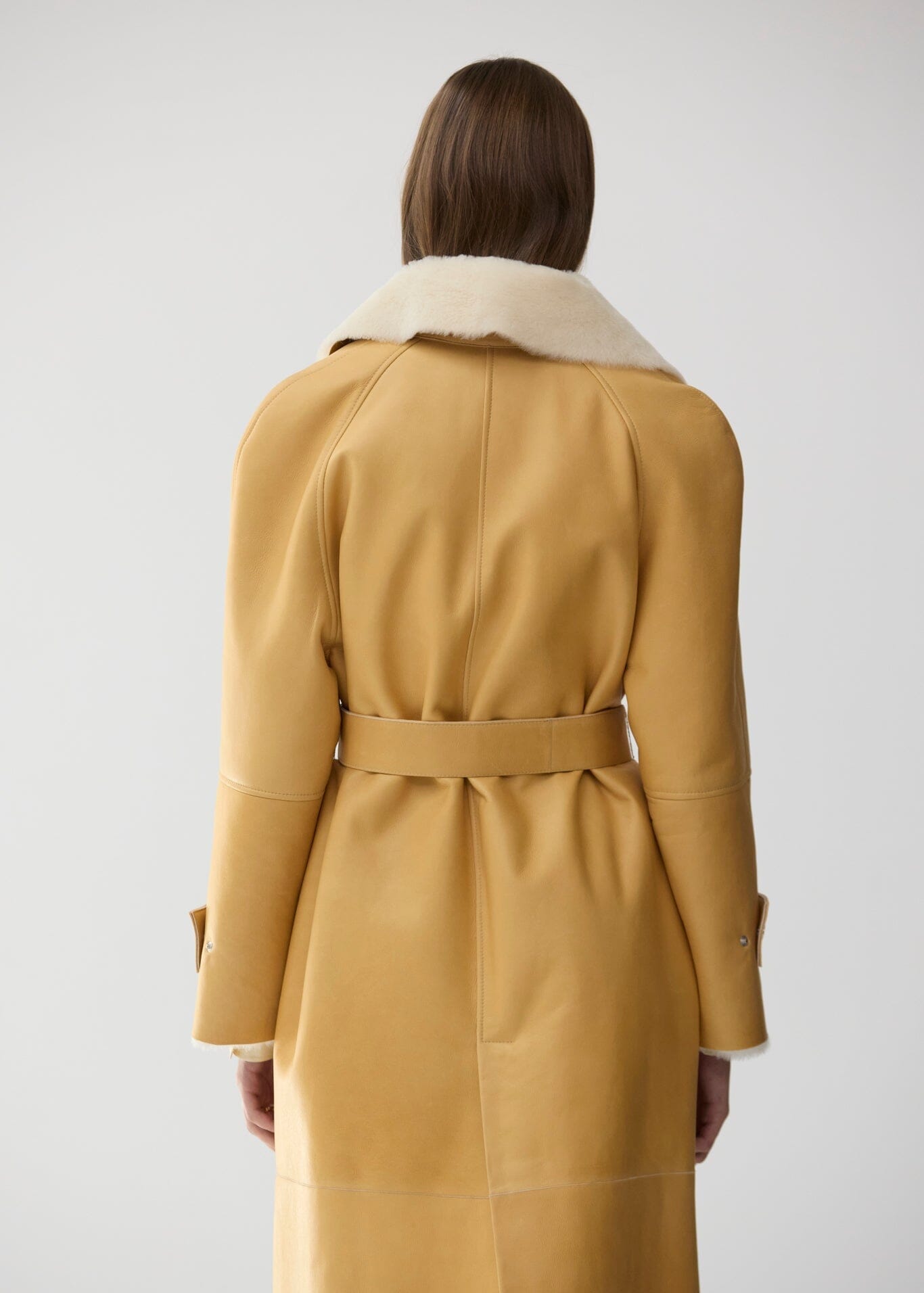 Abrigo de pelo envolvente piel Miguel Marinero