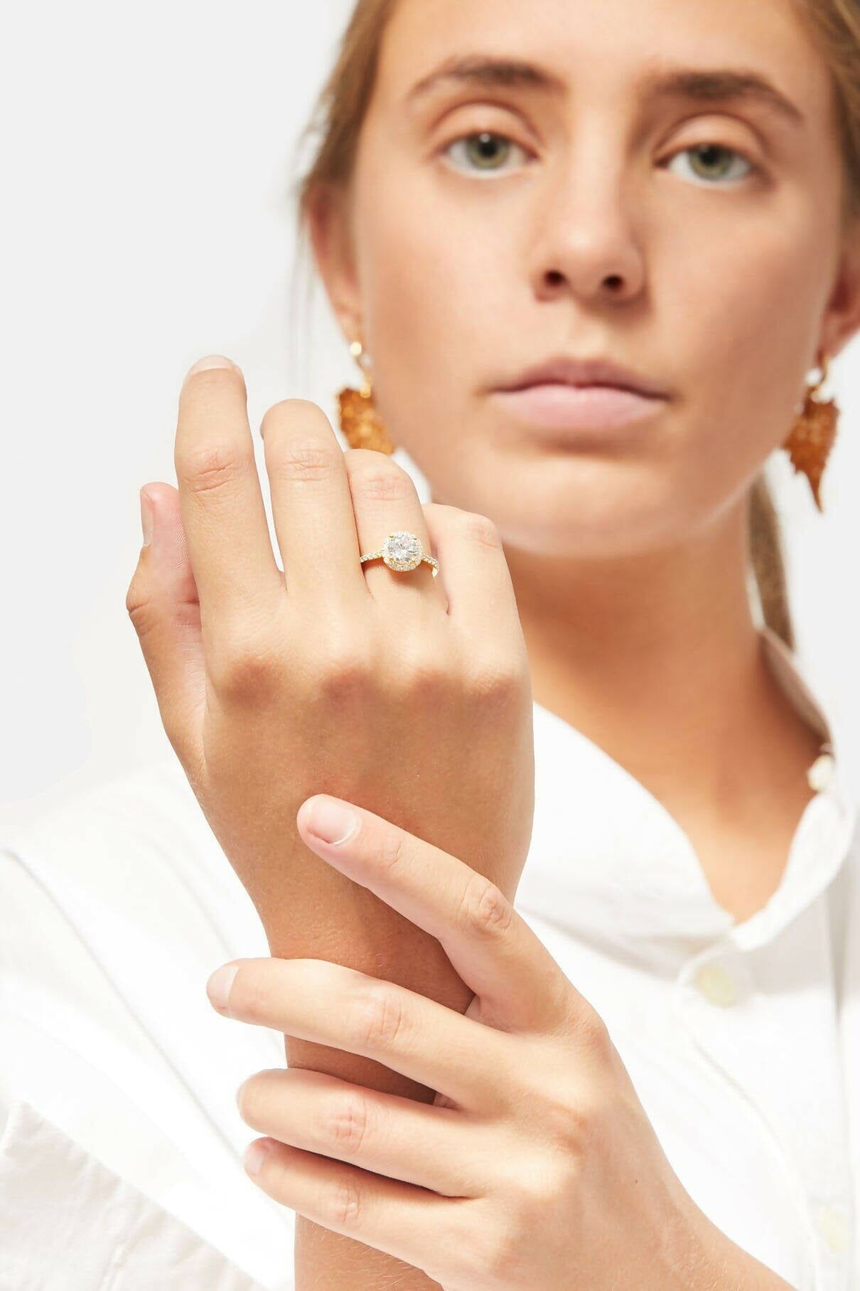 Anillo Tao dorado con circonitas Anillos Coolook