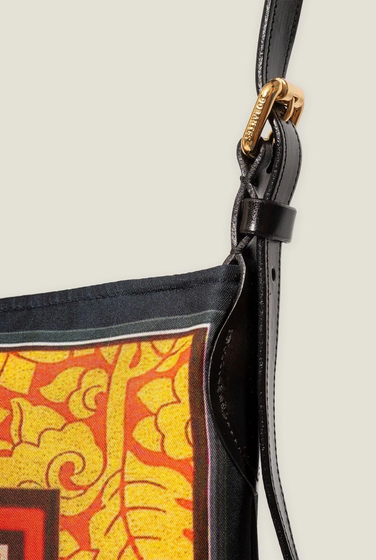 BERLINA Oro Tote bags Dorantes Harness