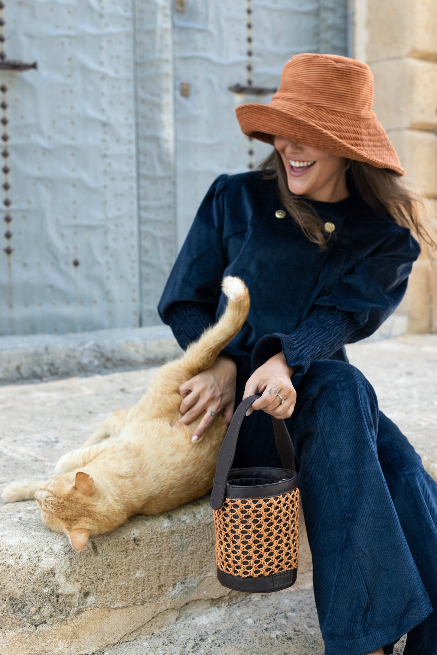 Bolso cubo Zig Zag chocolate + caldera Zahati