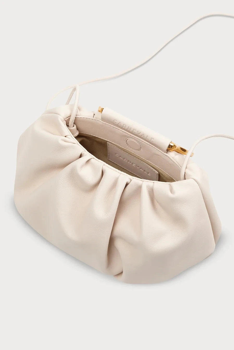 Bolso Victoria cream Hand bags Carnevale Madrid
