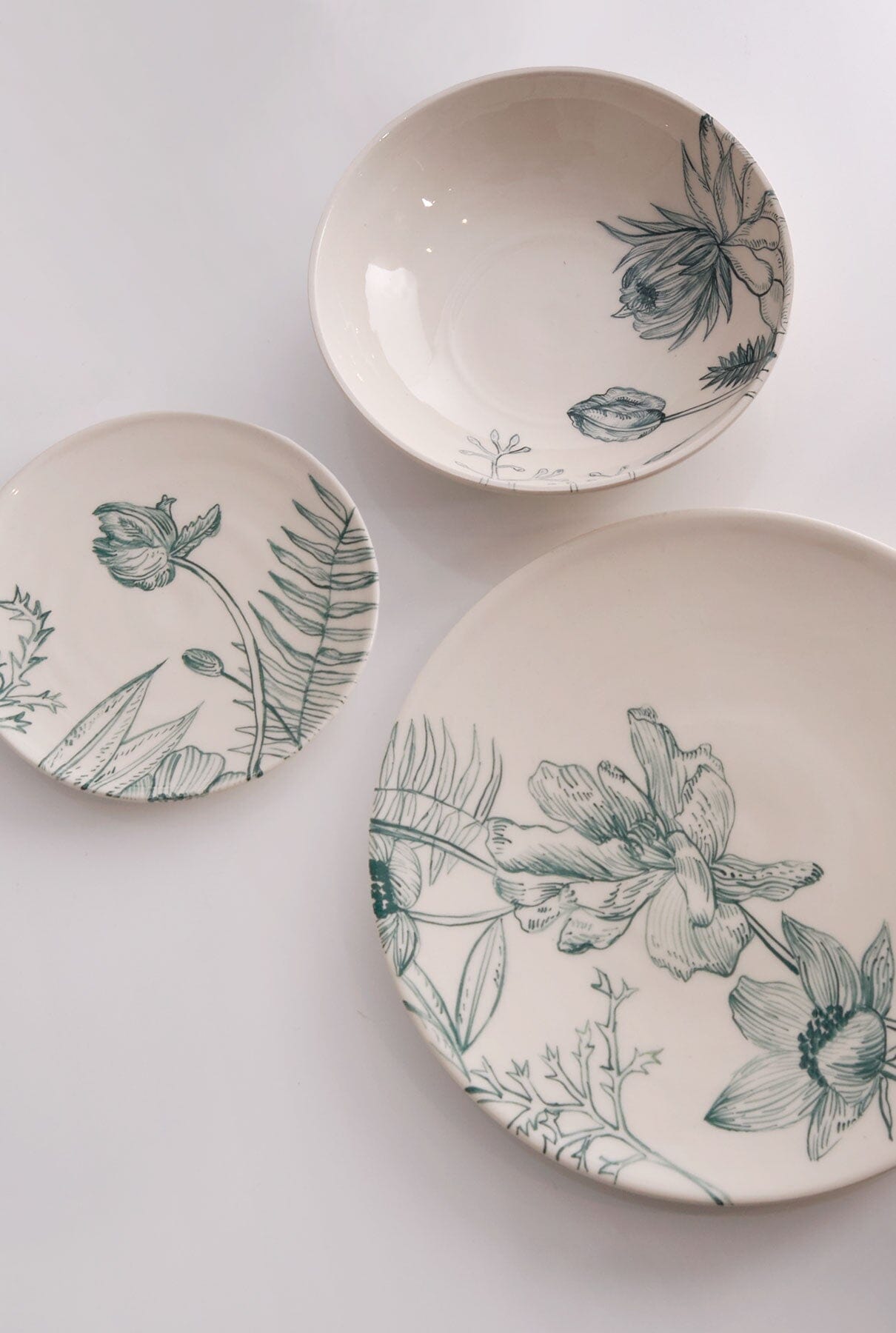 Botanical design complete set for one person Tableware Nuria Blanco Vajillas
