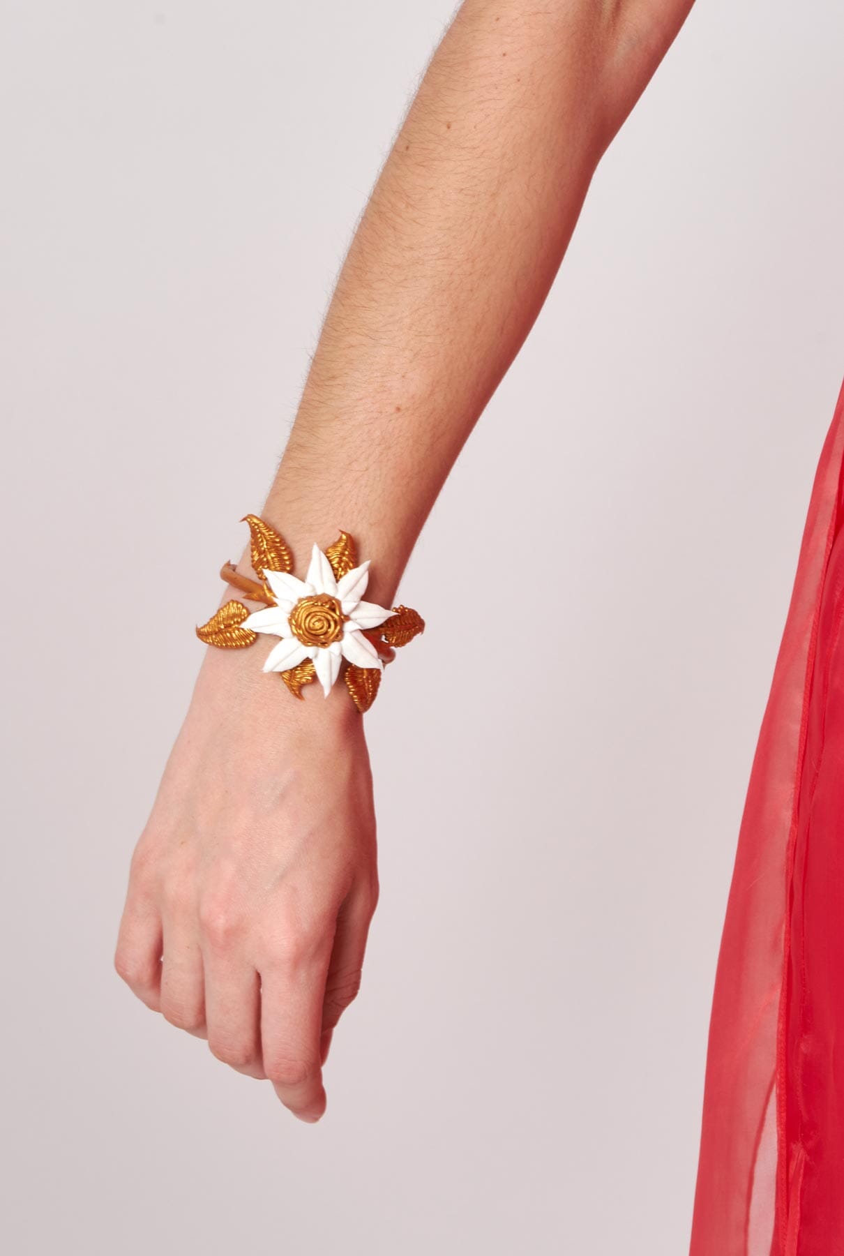 Brazalete Una Margarita Bracelets Joaquin Blanco