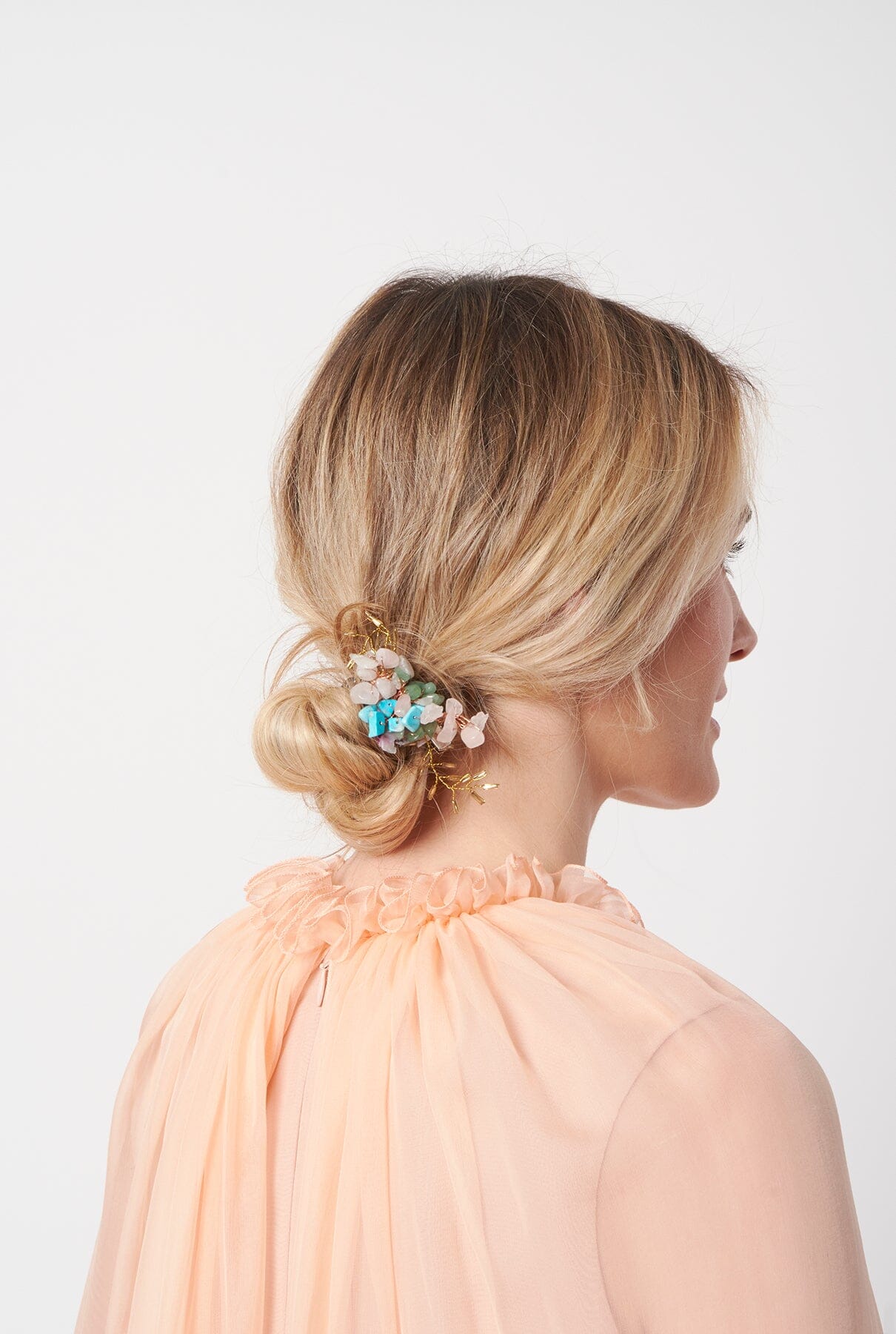 BROCHE DE PIEDRAS Y CRISTALES EN FLOR Ornaments Coterelle