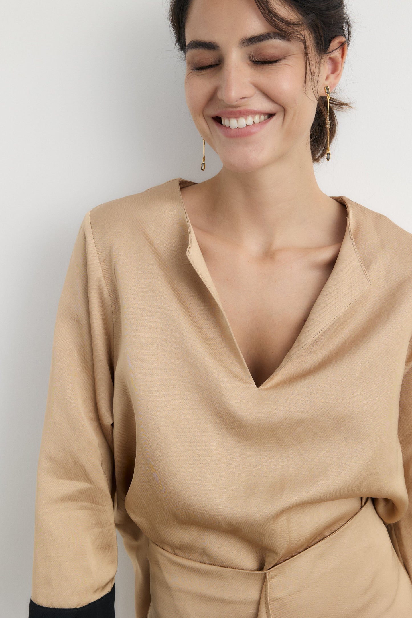 Camisa Alfonsina Beige Shirts & Blouses Galcon Studio