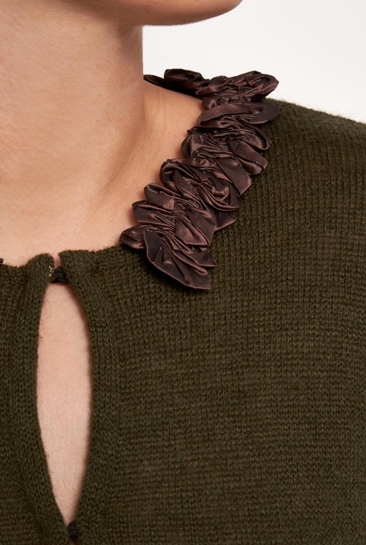 Cárdigan verde cuello artesanal Shirts & blouses Luciana Estudio