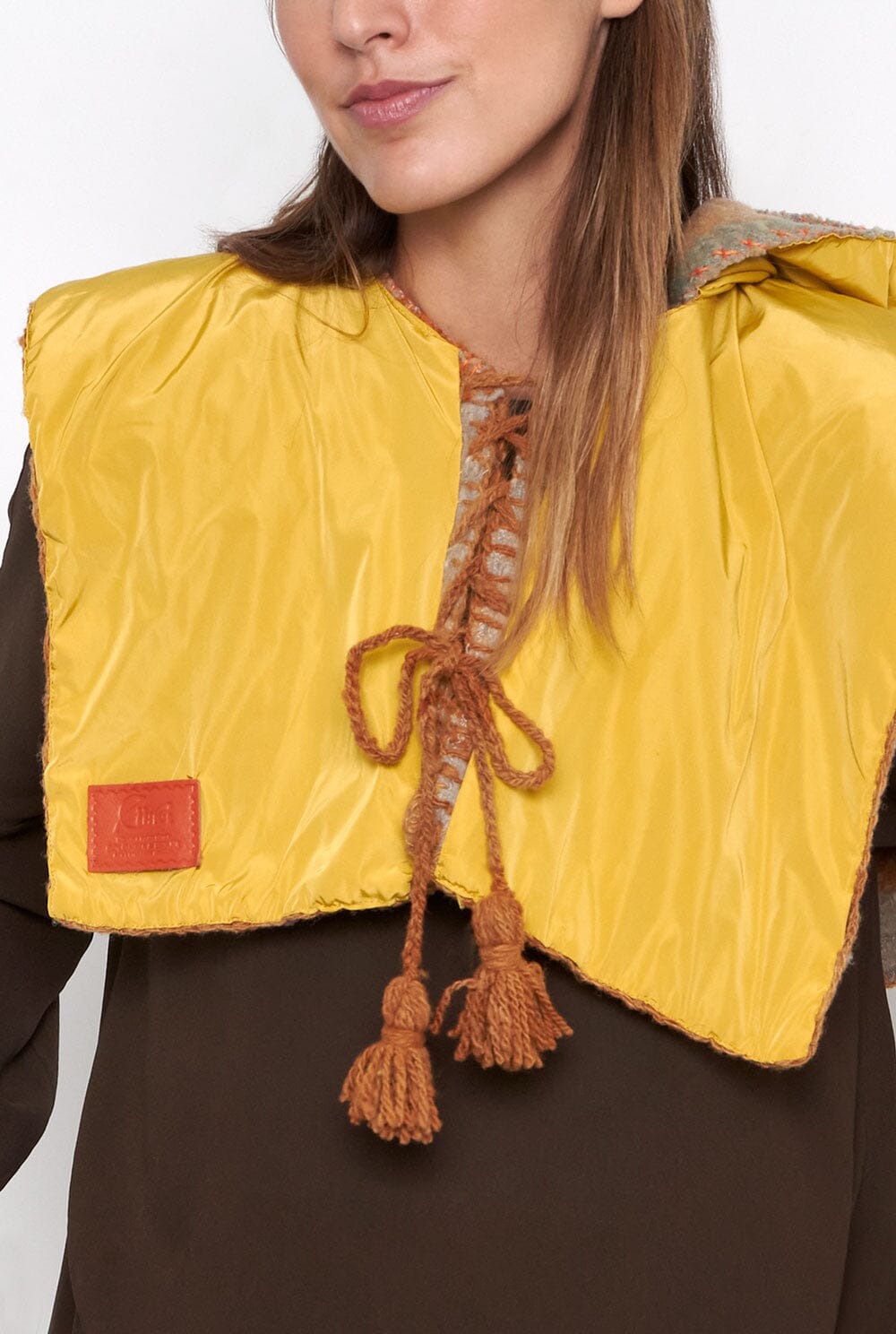 Chaleco Danza de fuego amarillo Vests Eiina Brand