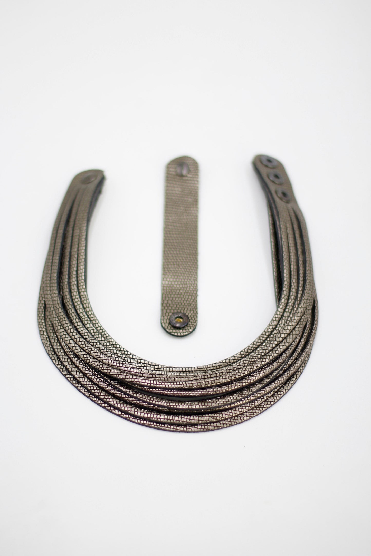 Collar Coa Small Plomo collares Ecue