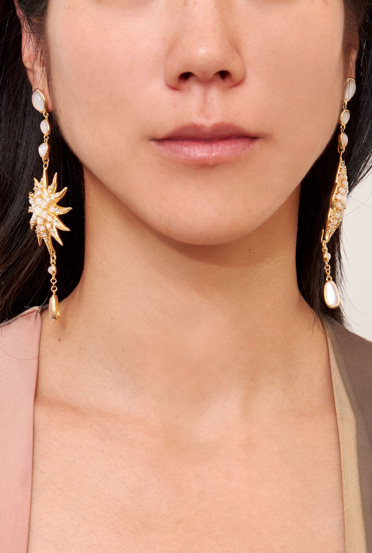 Pendientes Reina Mora