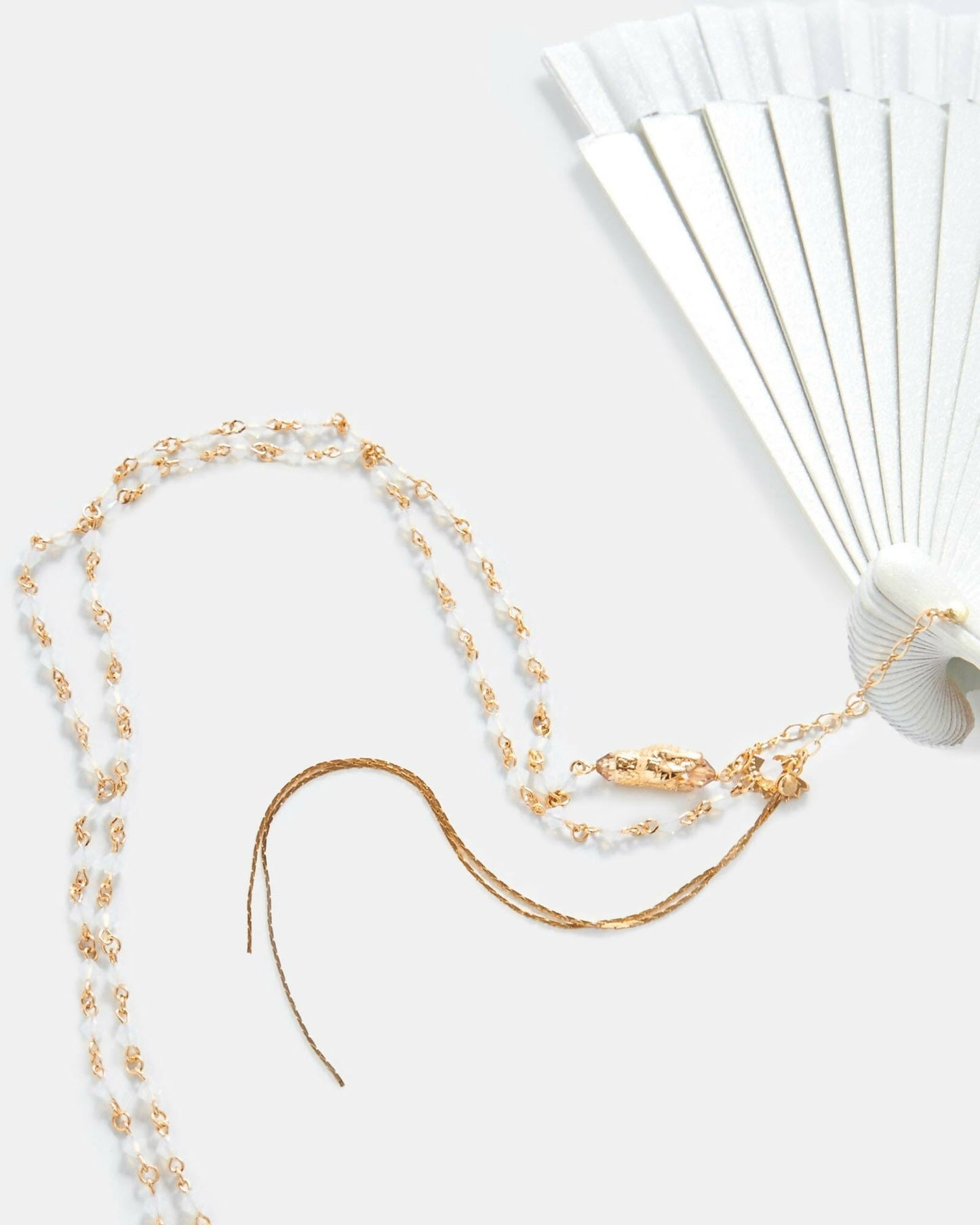 Jackie White Jewel Fan FAN La Morenita