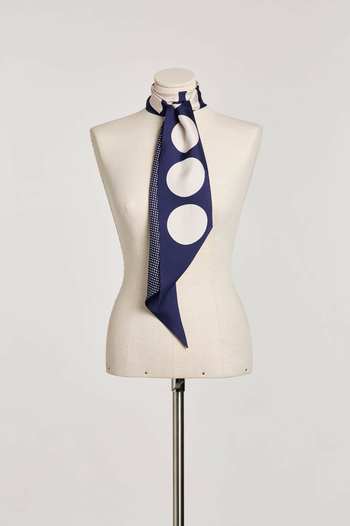 LOLA SCARF MIDNIGHT BLUE Foulards & Scarves Van Hise