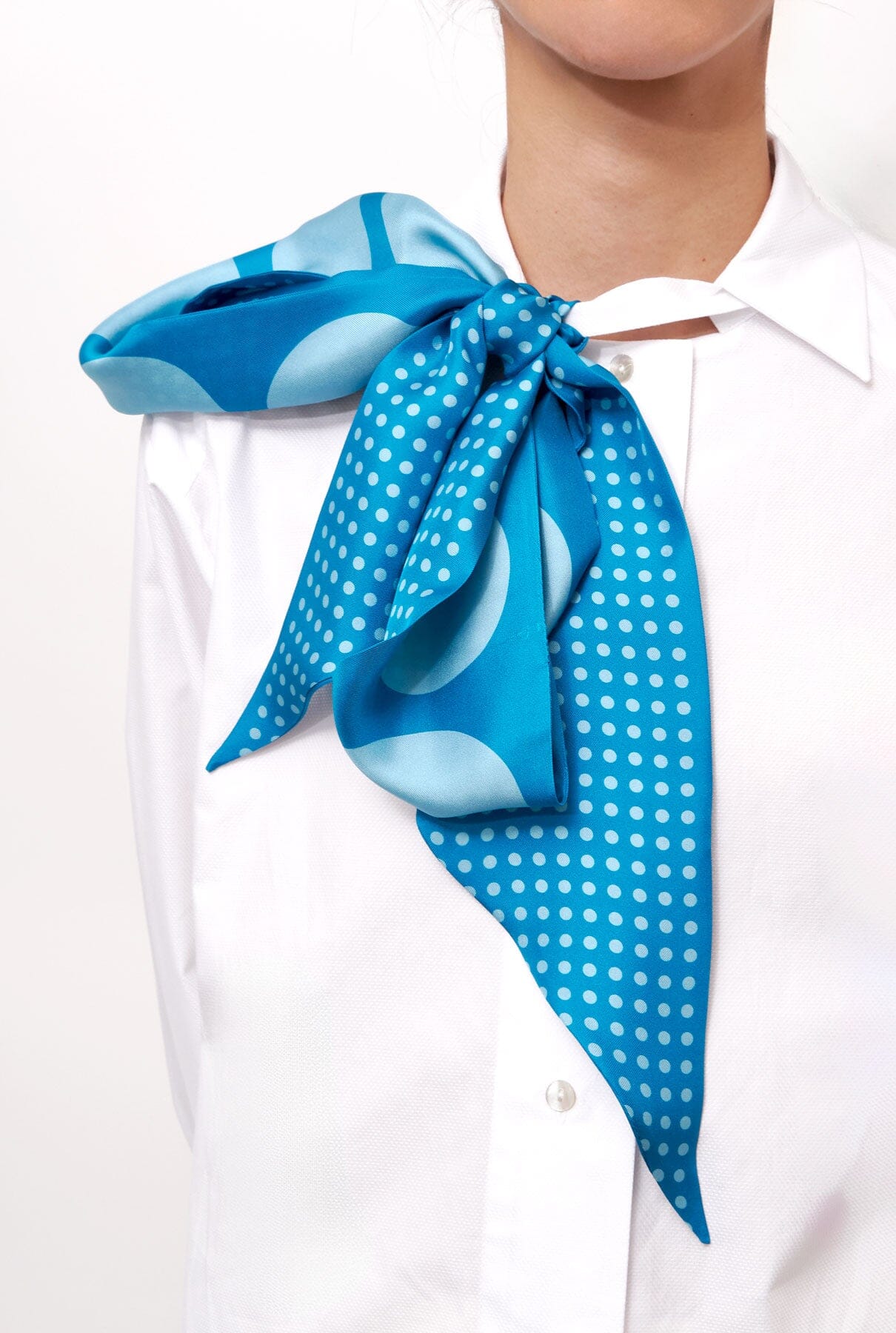 Lola scarf turquoise Foulards & Scarves Van Hise