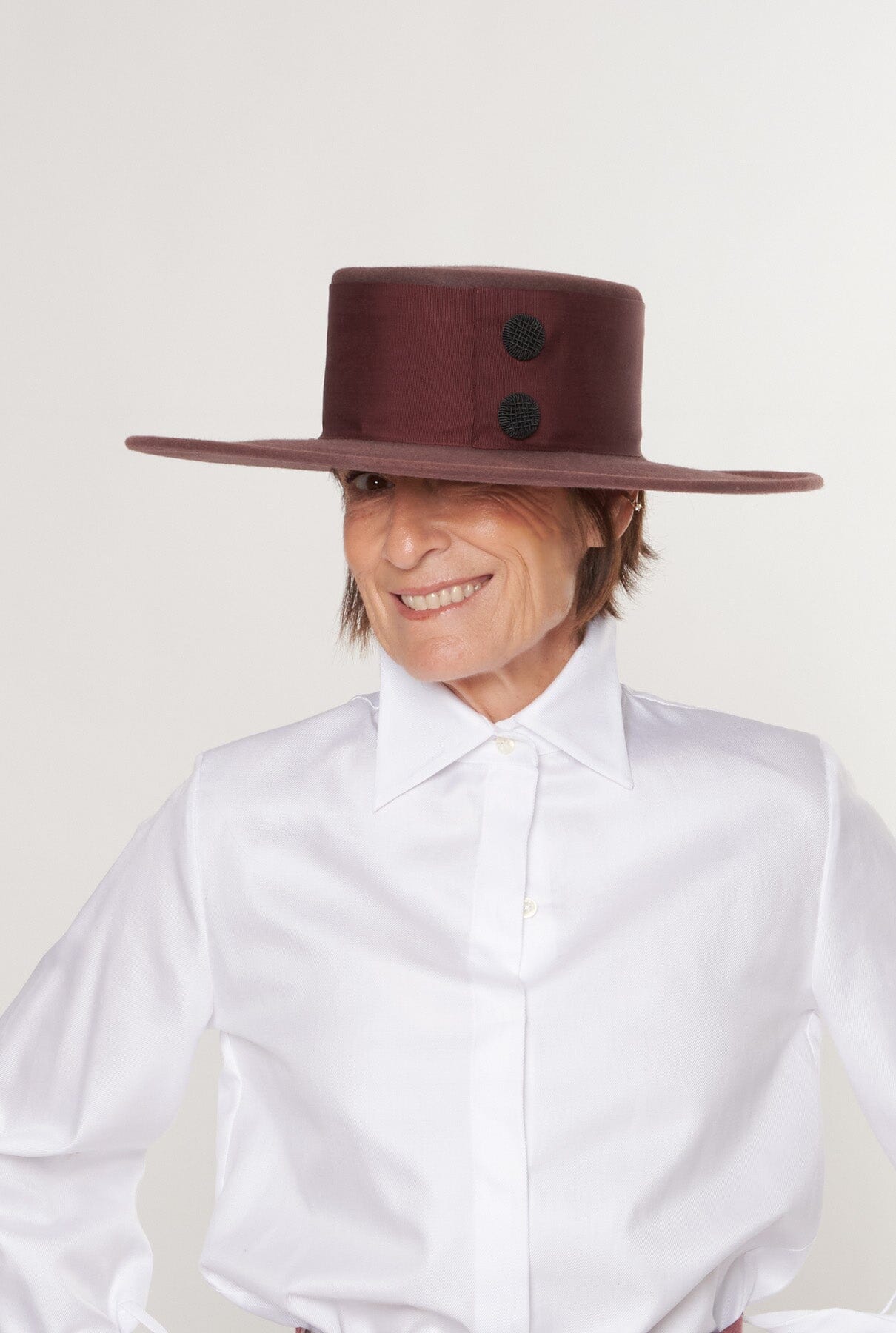 Módena Burgundy Hats Nana Golmar