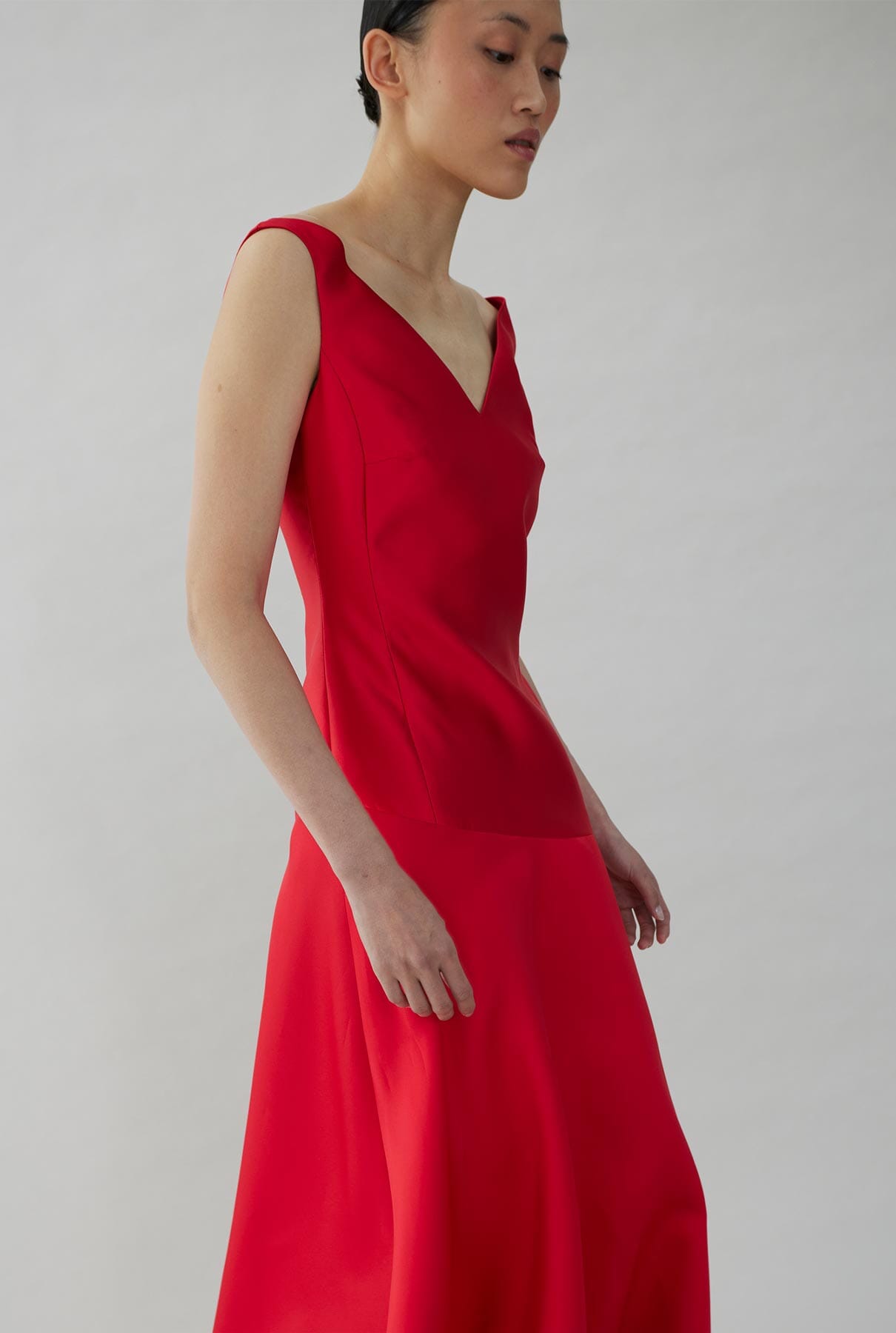 Off-shoulder satin dress Dresses Tot-Hom