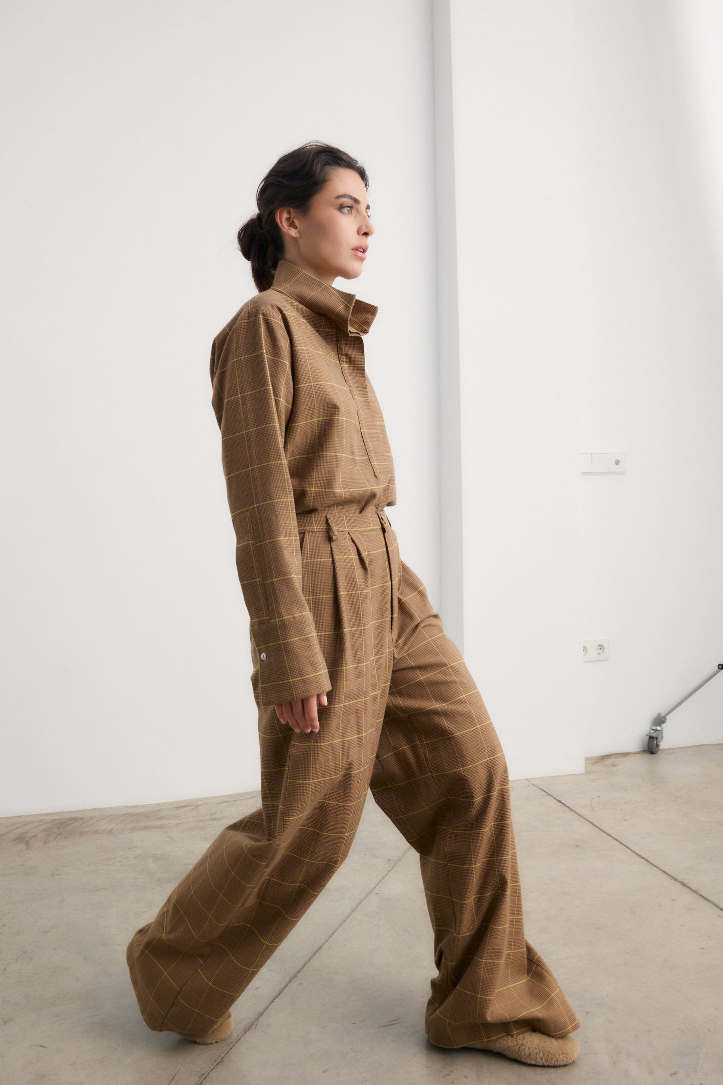 Pantalón Frank cuadro beige Trousers Galcon Studio