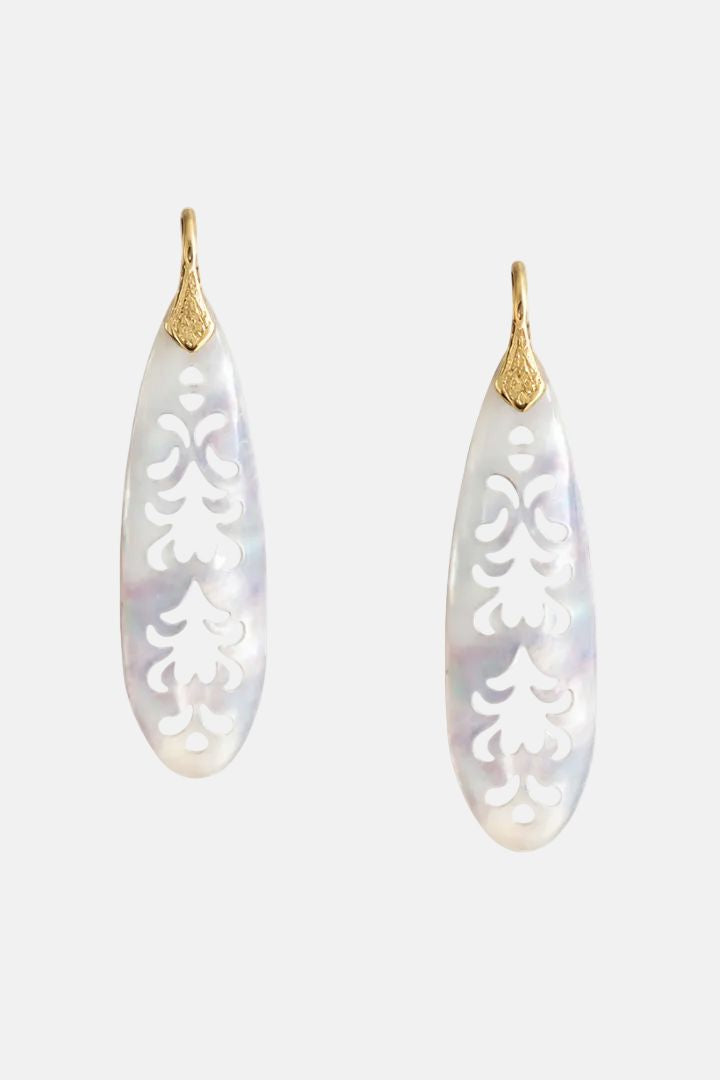 Pendientes Alargados de Madreperla y Oro Amarillo 18k Earrings Elena Carrera