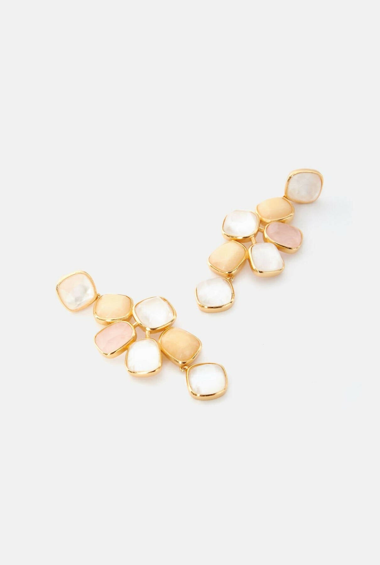 Pendientes Hydra Mix con cuarzo rosa, calcita y madreperla blanca Earrings Coolook