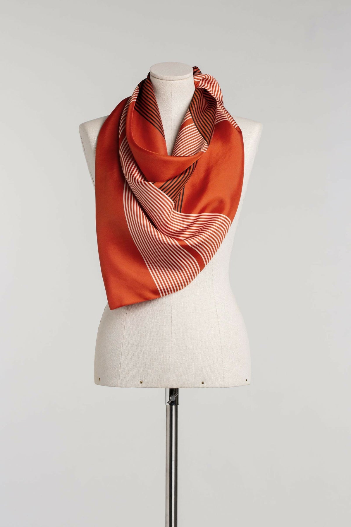 PRE ORDER | WEAVE SCARF 90 ORANGE Foulards & Scarves Van Hise