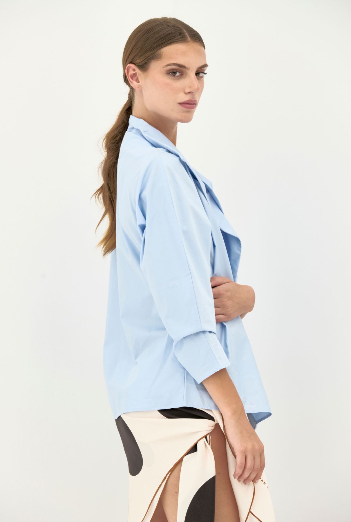 Side-closure shirt in blue Shirts & blouses Iki Essentials