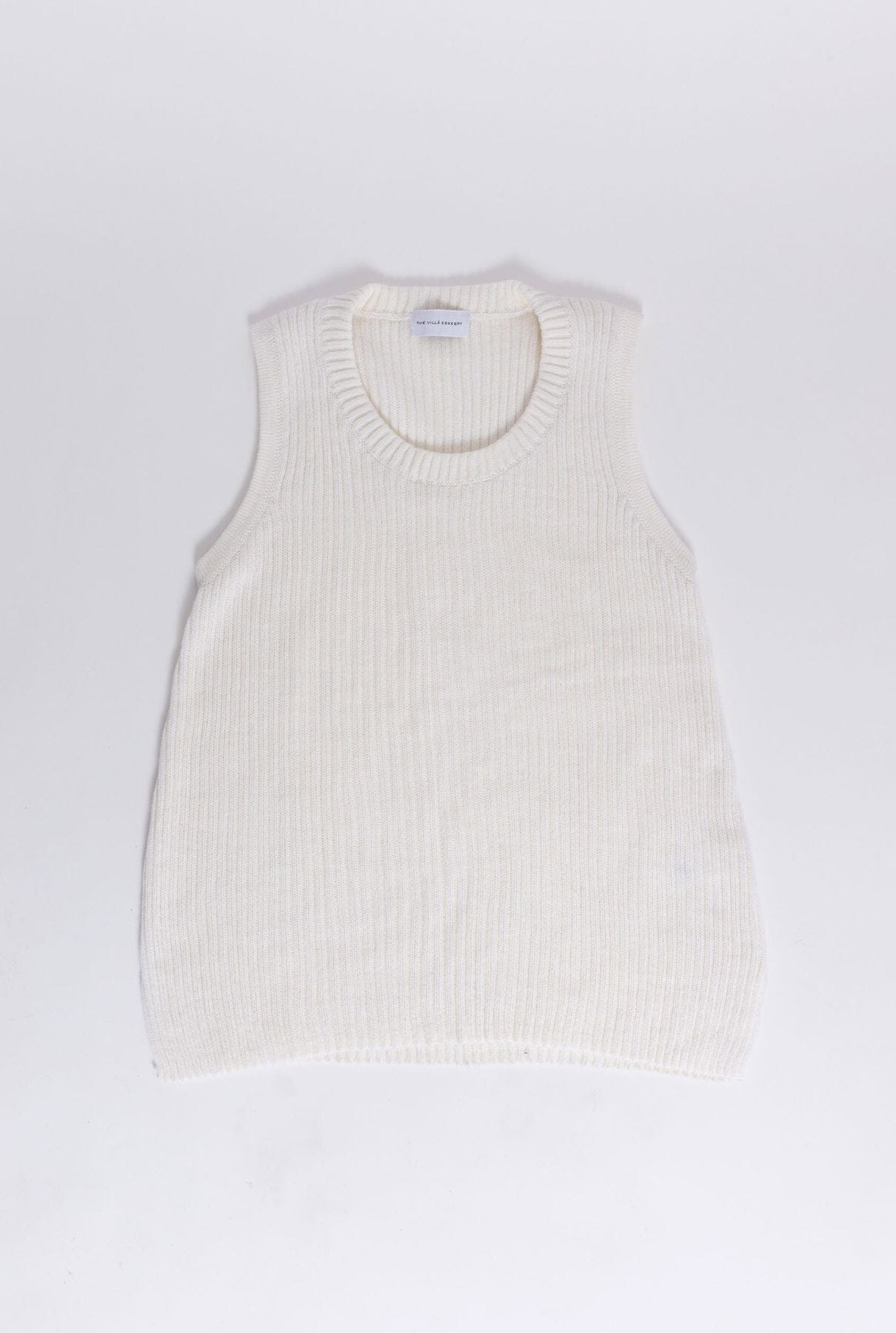 SLEEVELESS SWEATER: WHITE Sweaters The Villã Concept