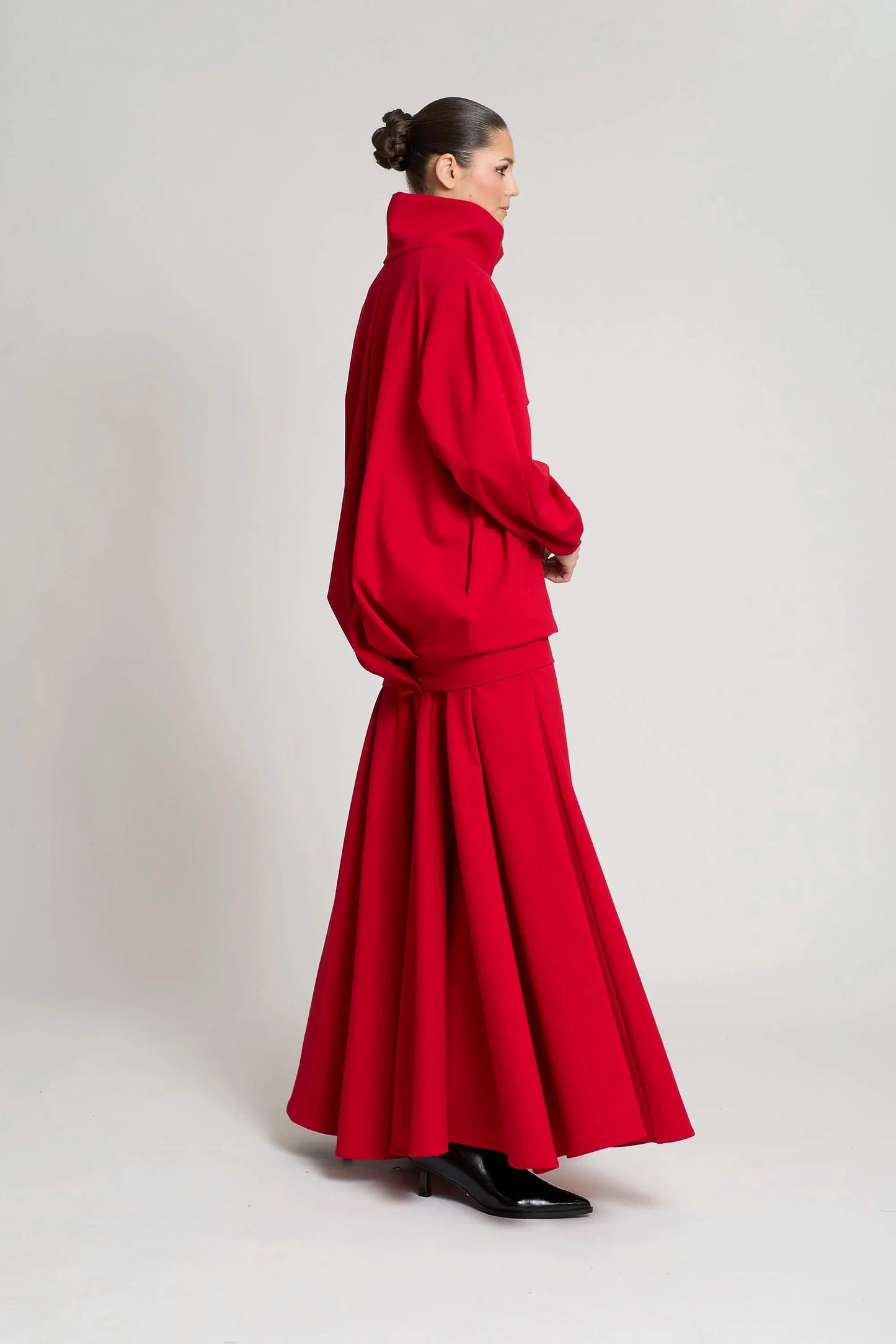 sudadera vanesa roja Sweatshirts Zaitegui Studio