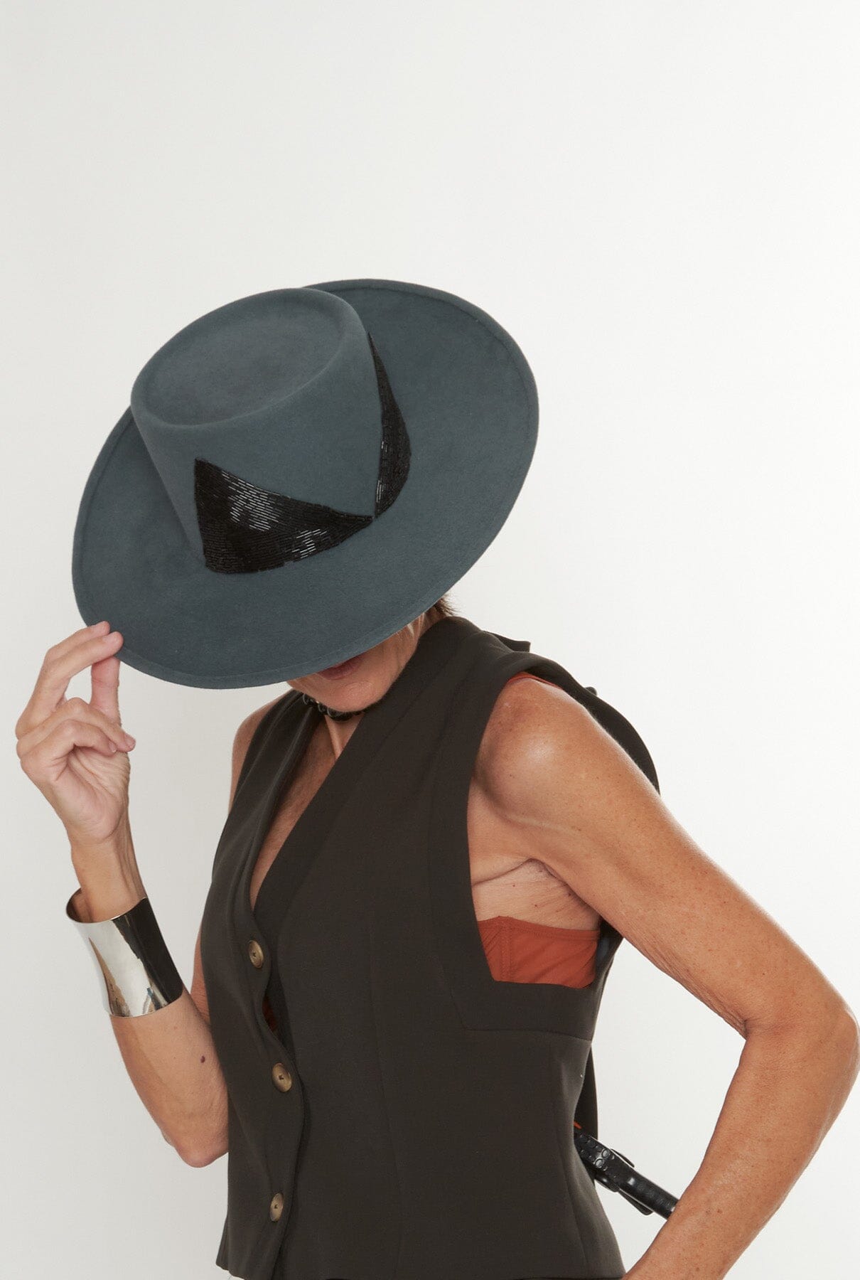 Teifaros Blue Hats Nana Golmar