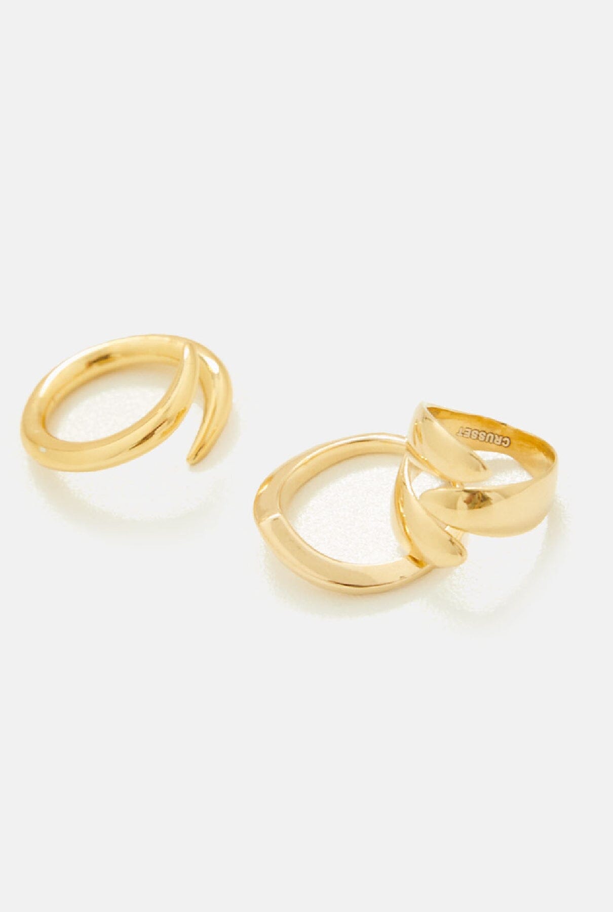 The hook ring Rings Crusset