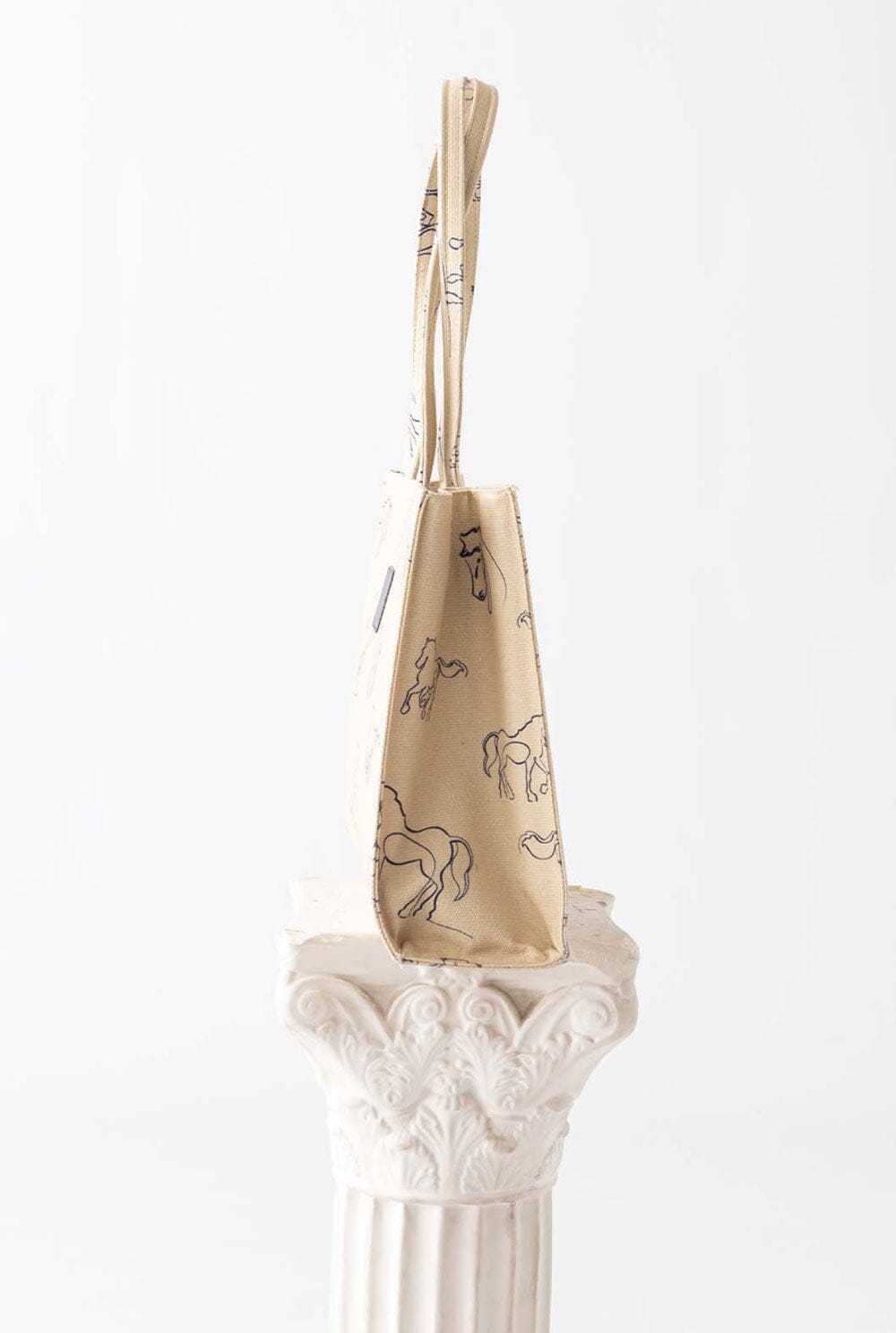 THE KNIGHT BAG Tote bags The Villã Concept