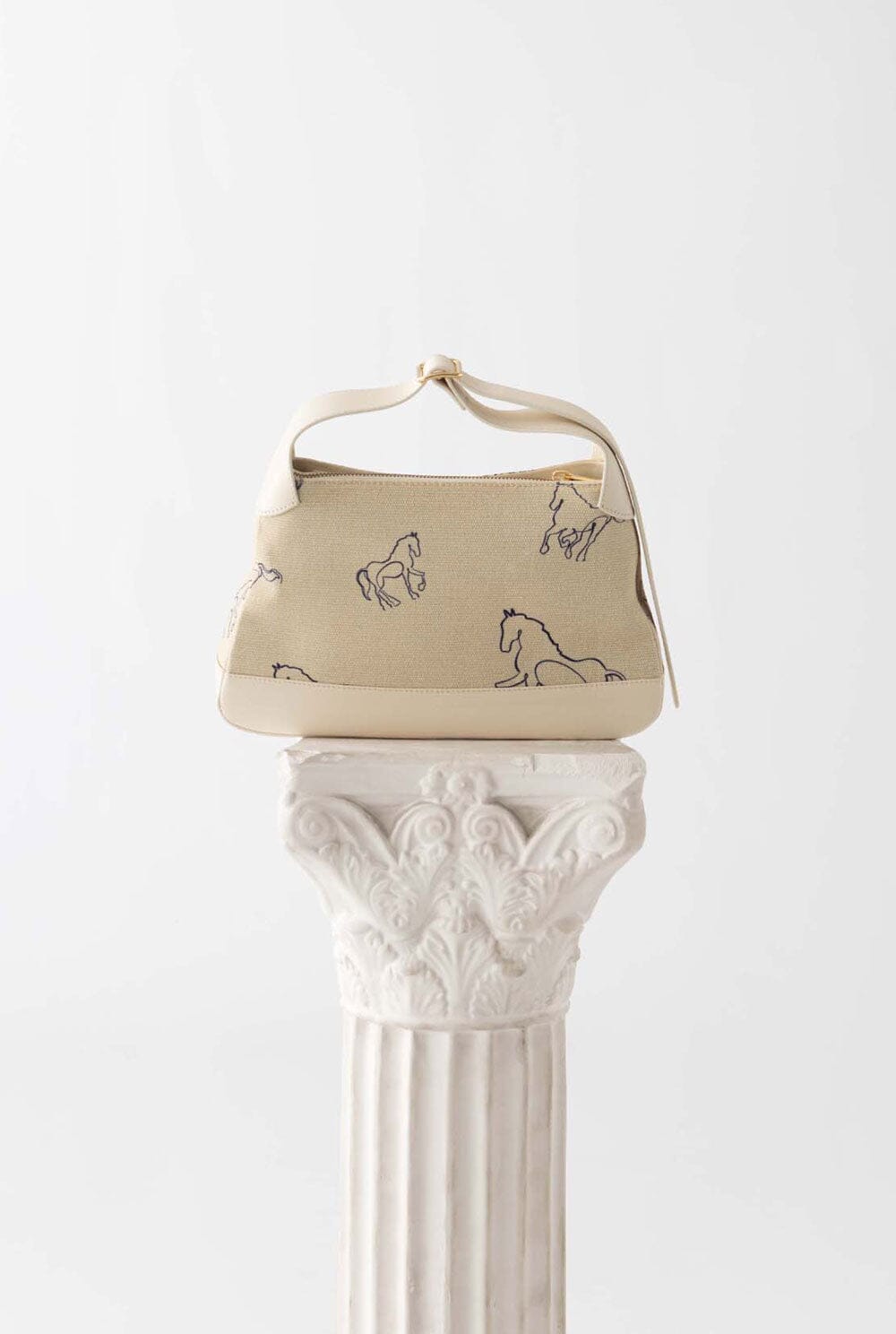 THE KNIGHT BAGUETTE Shoulder bags The Villã Concept