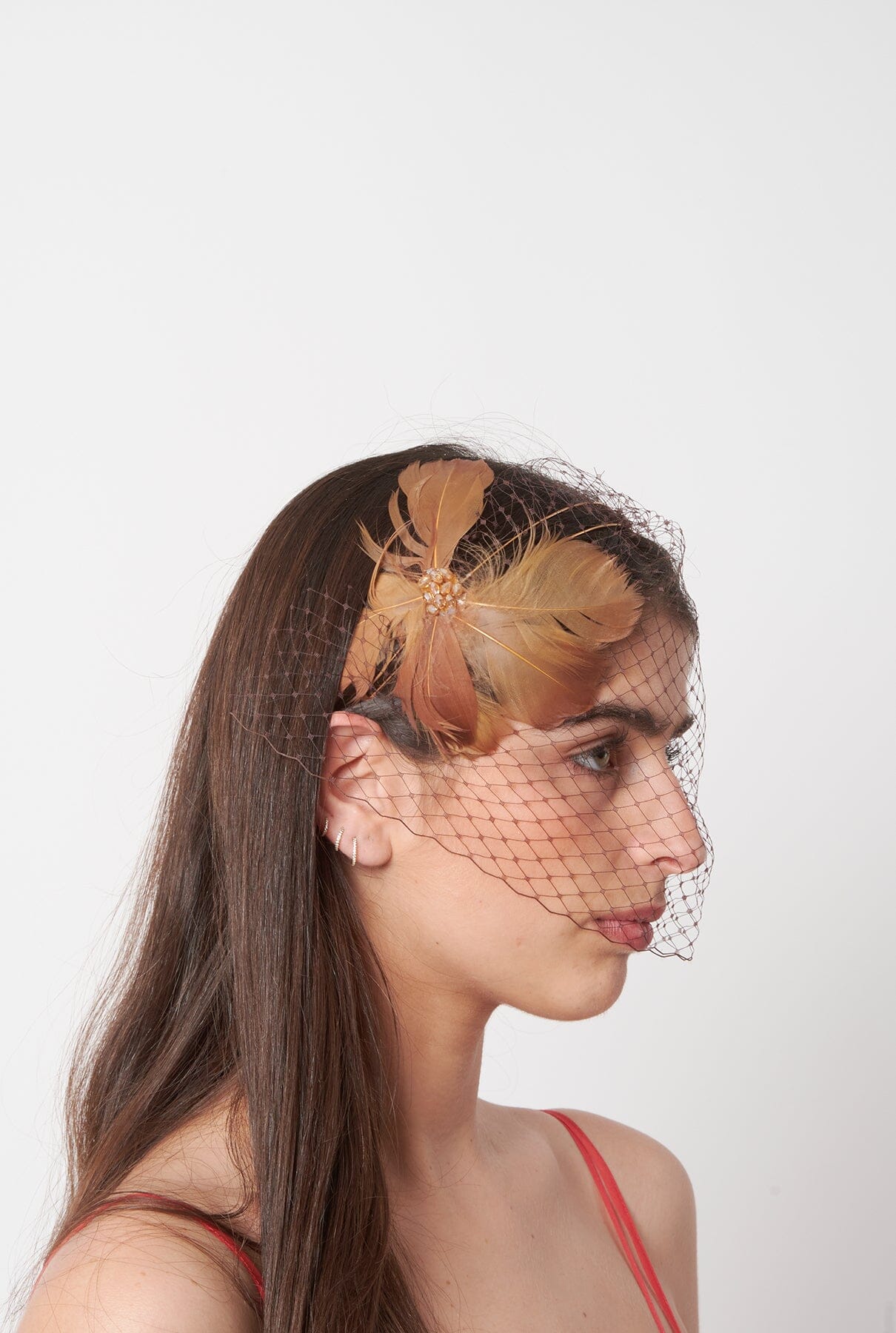 TOCADO MARIPOSA CON PLUMAS MARRON Ornaments Coterelle