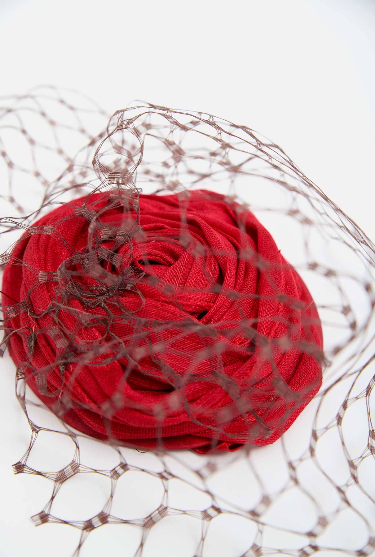 Tocado Sylvie rojo Headpieces Coterelle