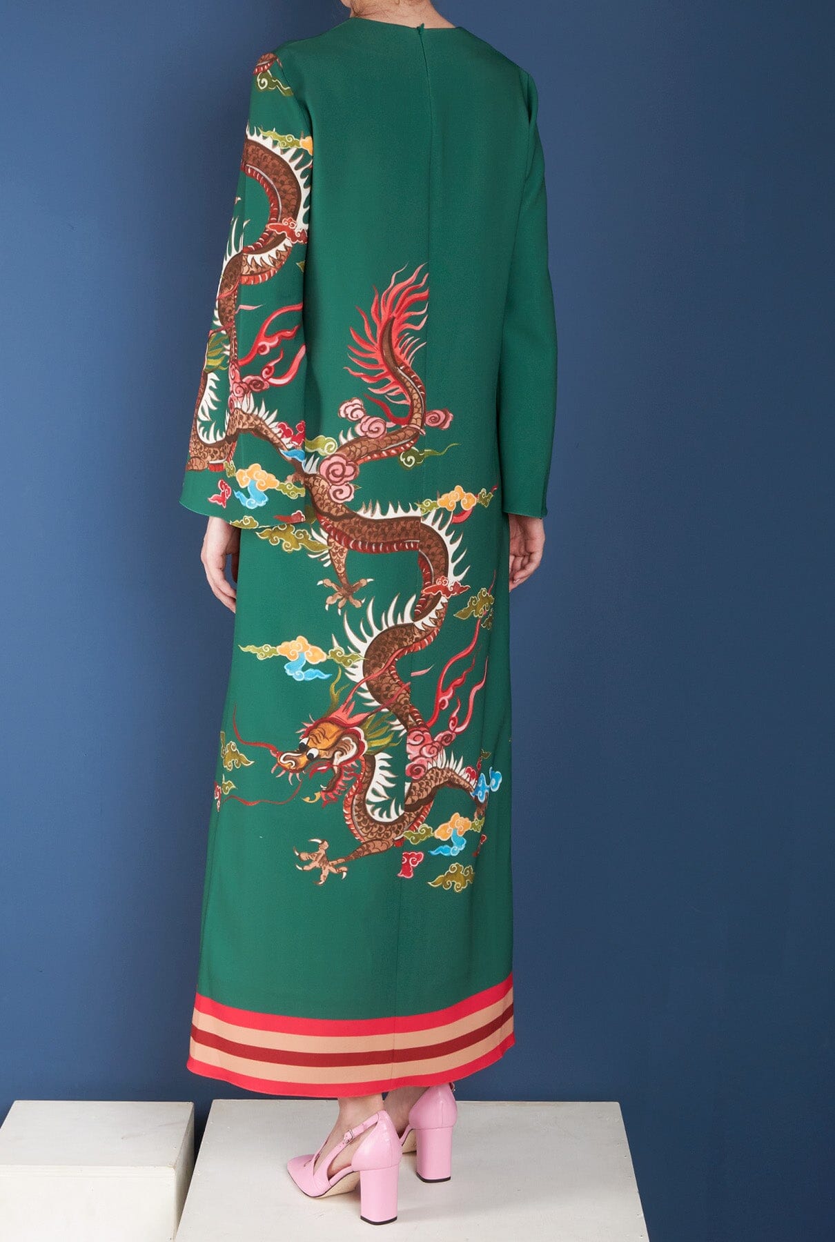 TÚNICA VERDE DRAGONES Dresses Philippa 1970