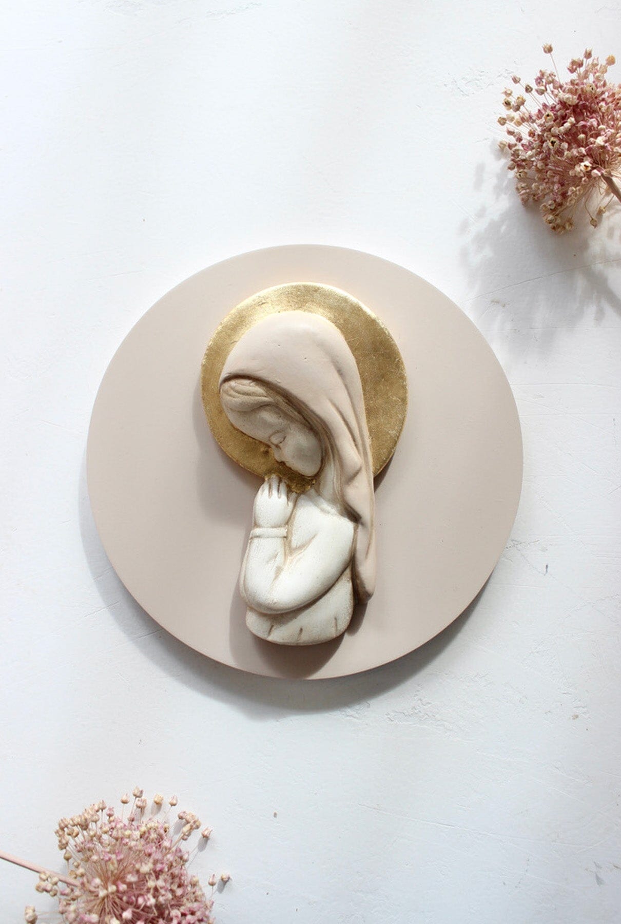 Virgen niña extra rosa con corona en pan de oro Kids Accessories Mezzetta Kids