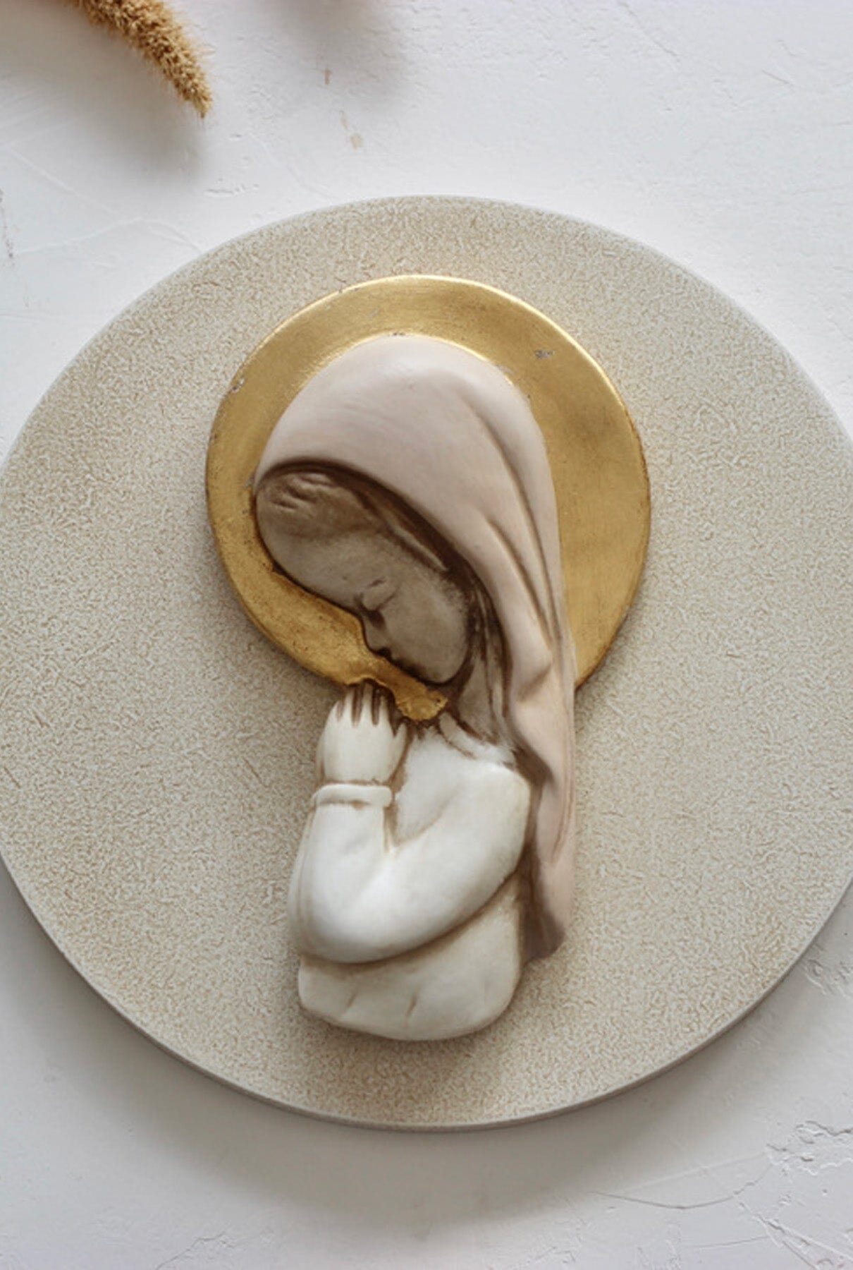Virgen niña rosa con corona en pan de oro Kids Accessories Mezzetta Kids