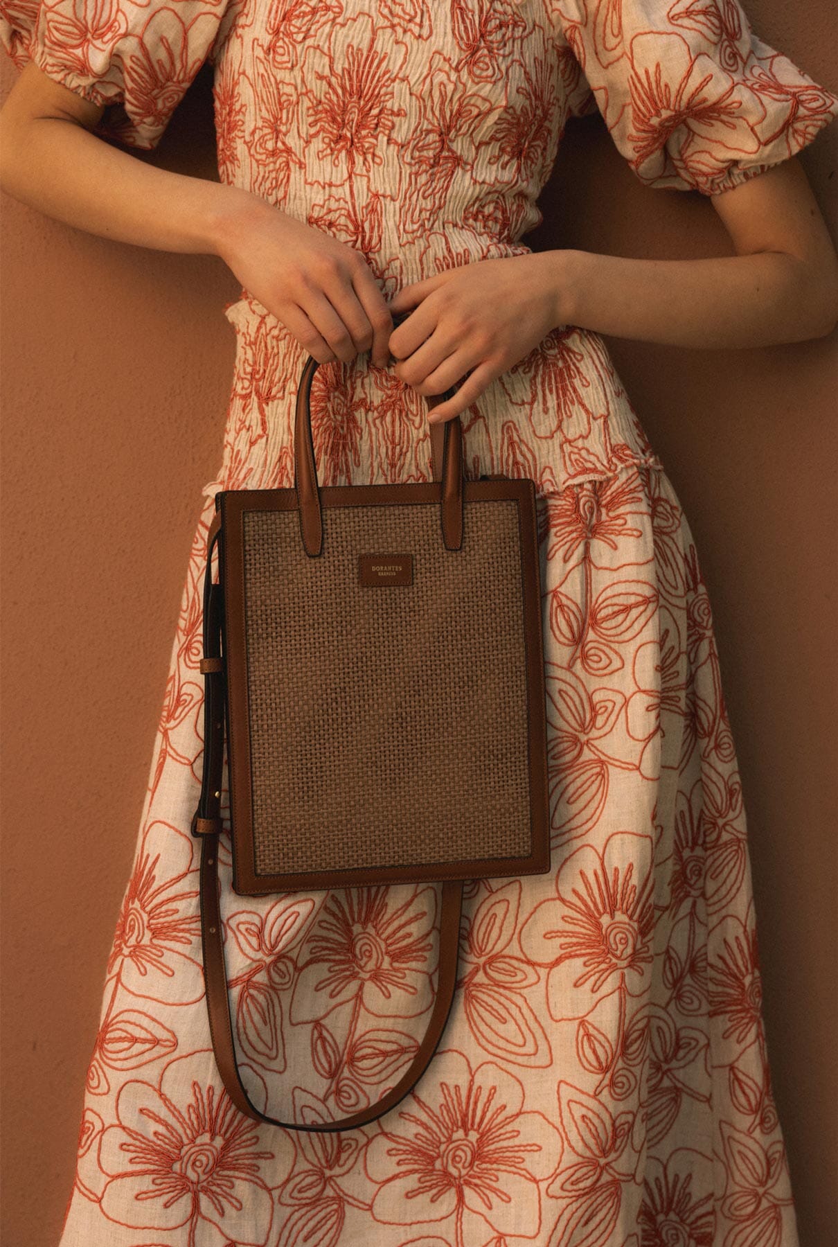 VIS A VIS Rafia Hand bags Dorantes Harness