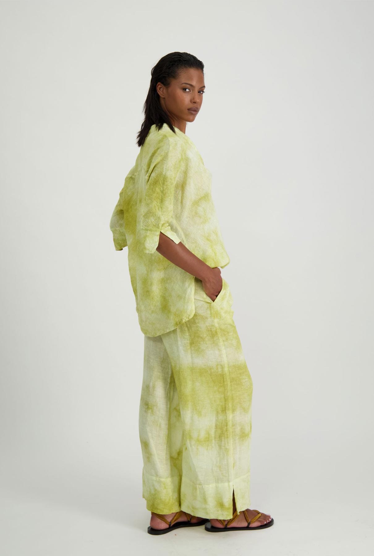 WIDE PANTS RED Trousers Commelle