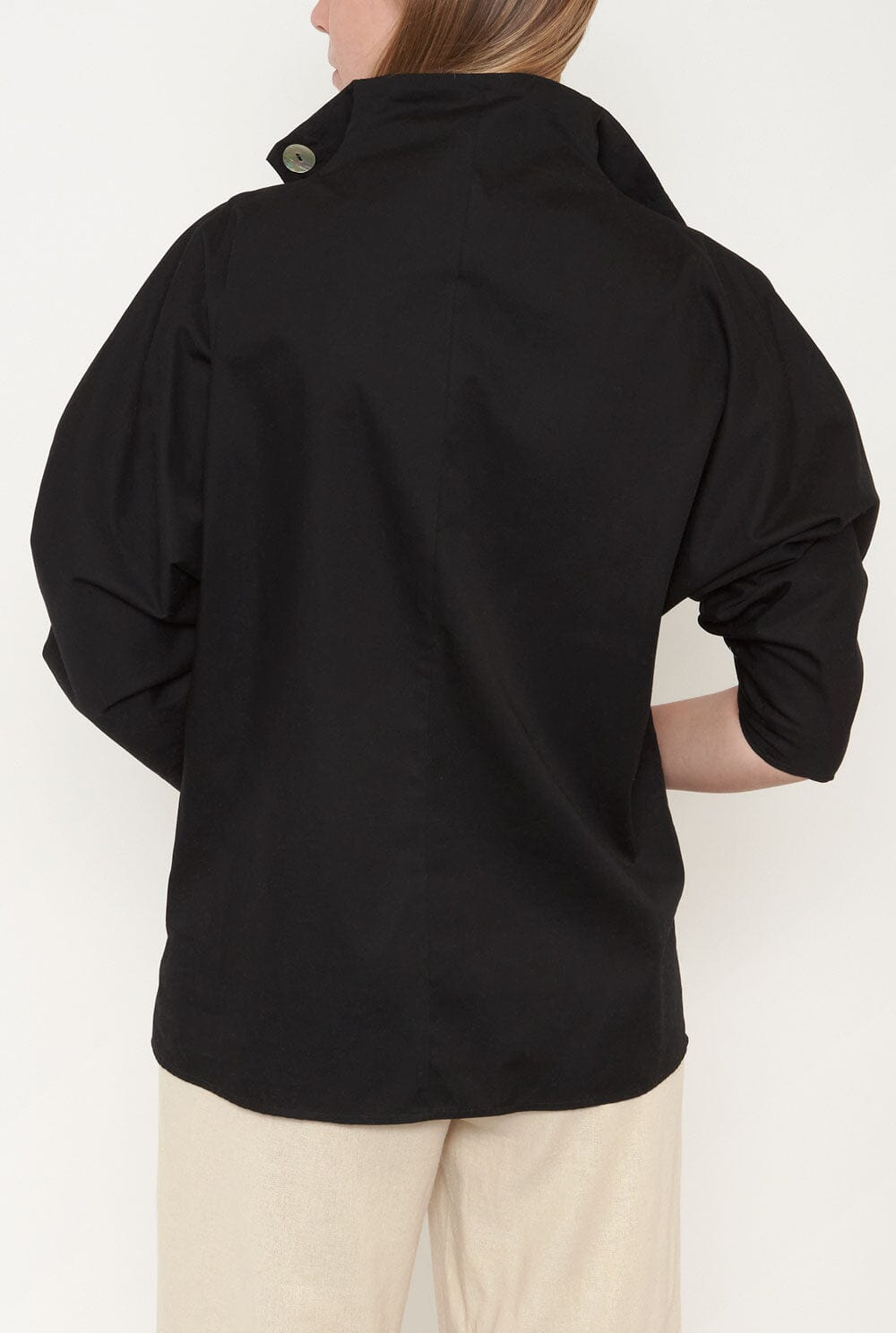 Camisa cierre lateral negro Shirts & blouses Iki Essentials