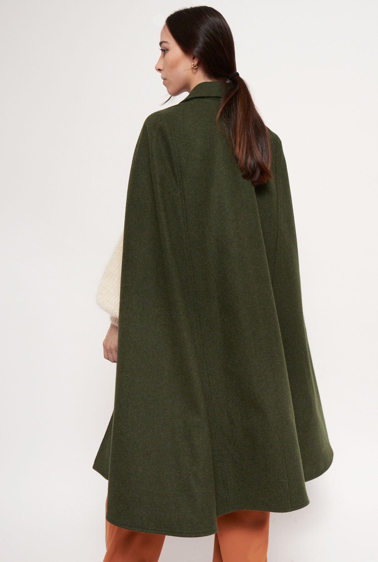 Capa Nora - Pre Order cape Kolonaki