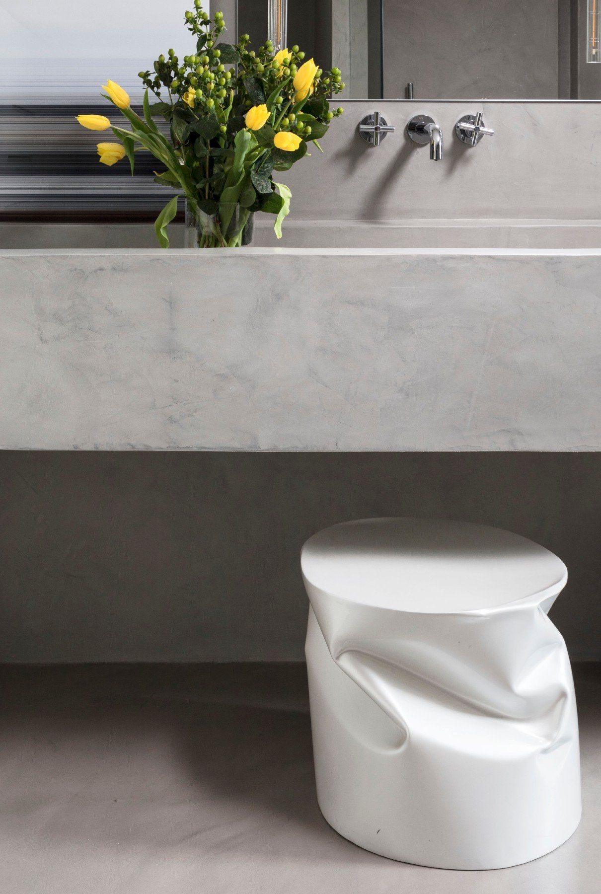 Cubb redondo blanco decorative art Inés Benavides