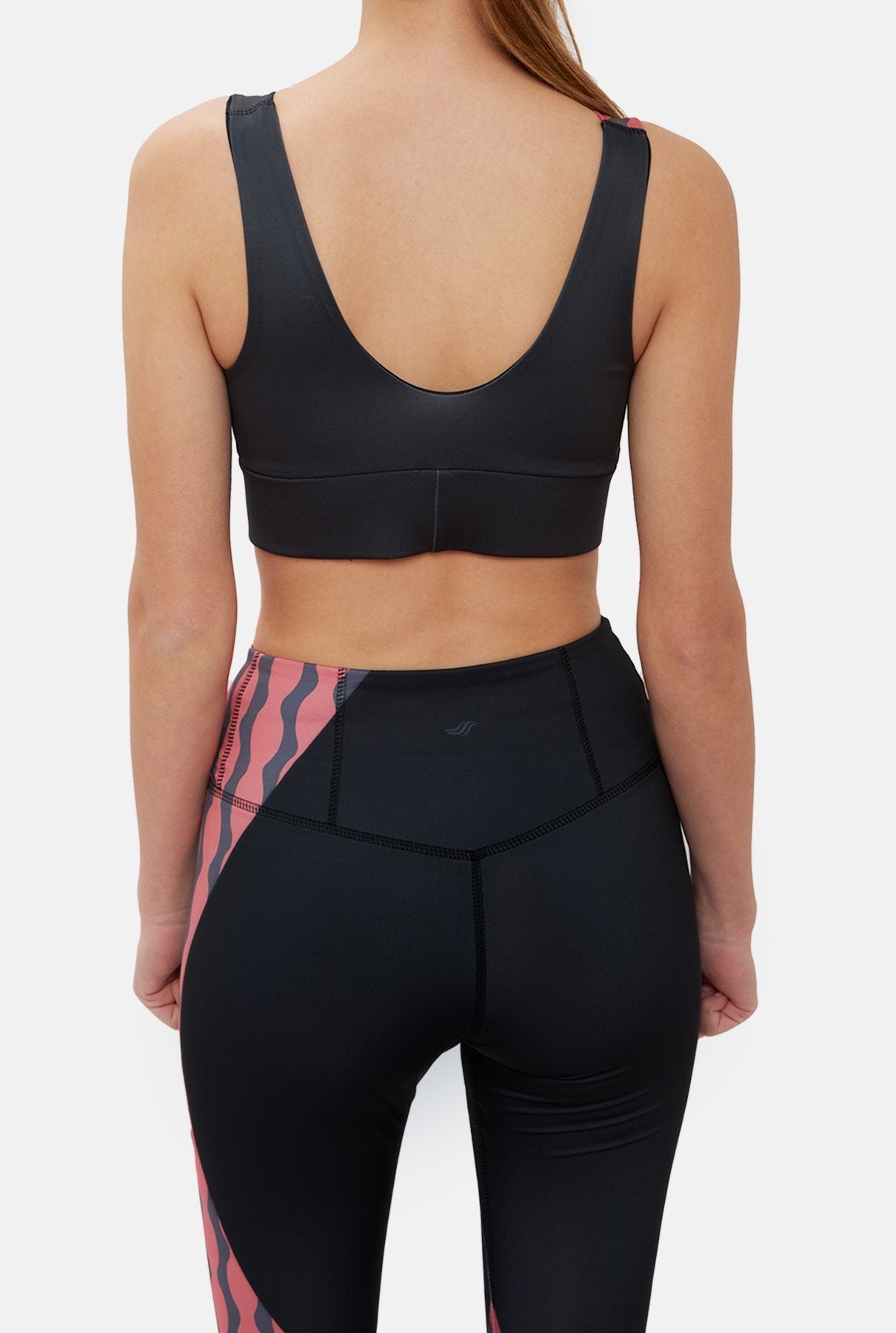 Delia Top activewear ESEFITS