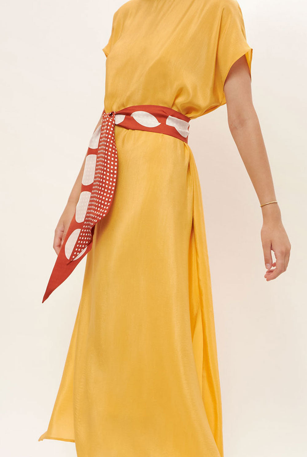 Lola Scarf Caldera Van Hise