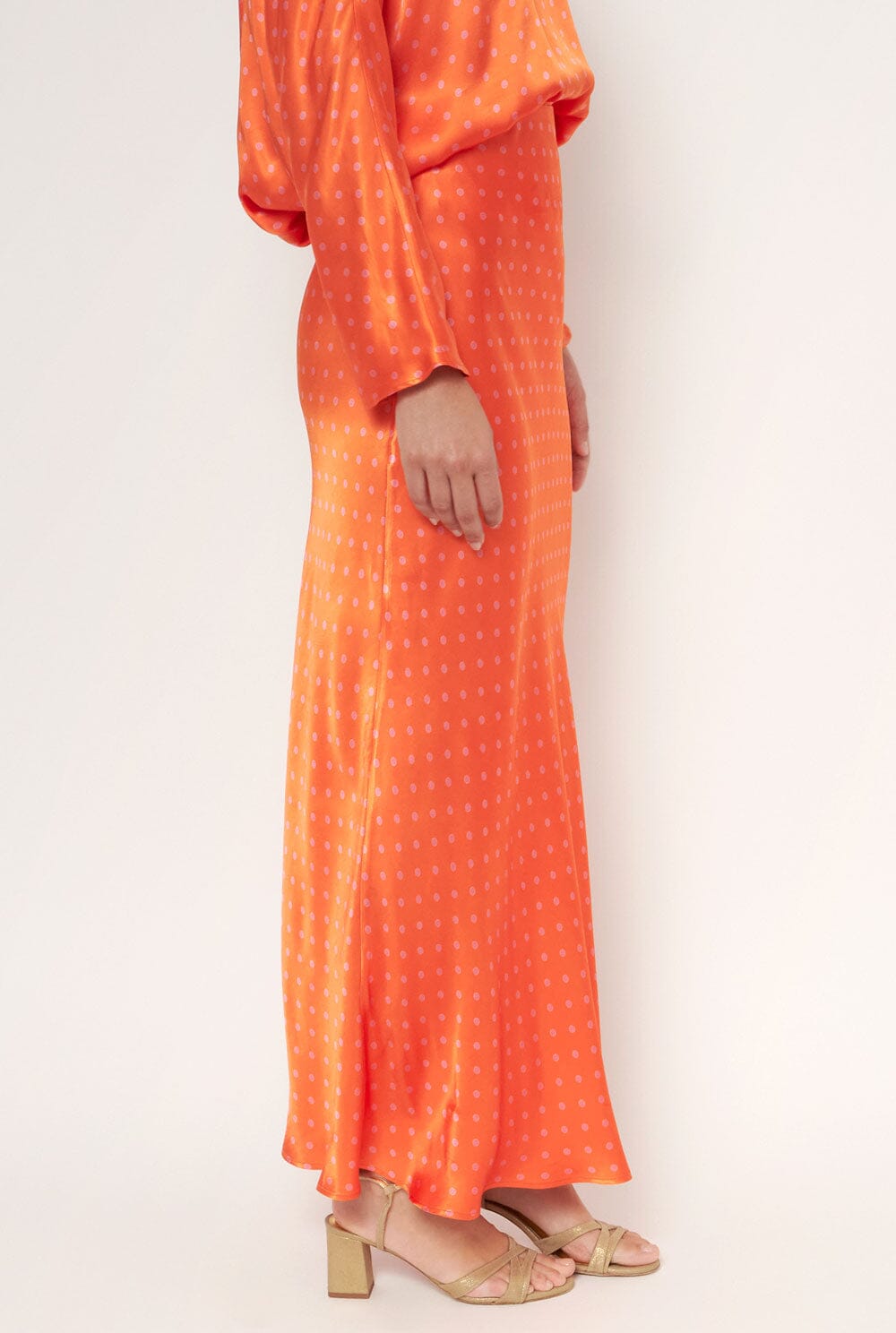Maxi Falda Lencera al Bies naranja Skirts Juan Vidal