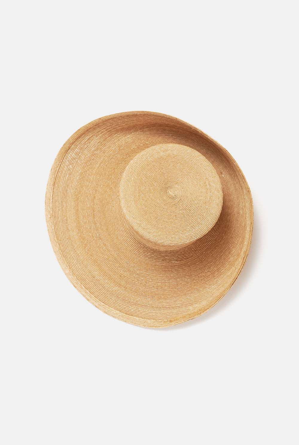 Sombrero Alicia hat Nana Golmar