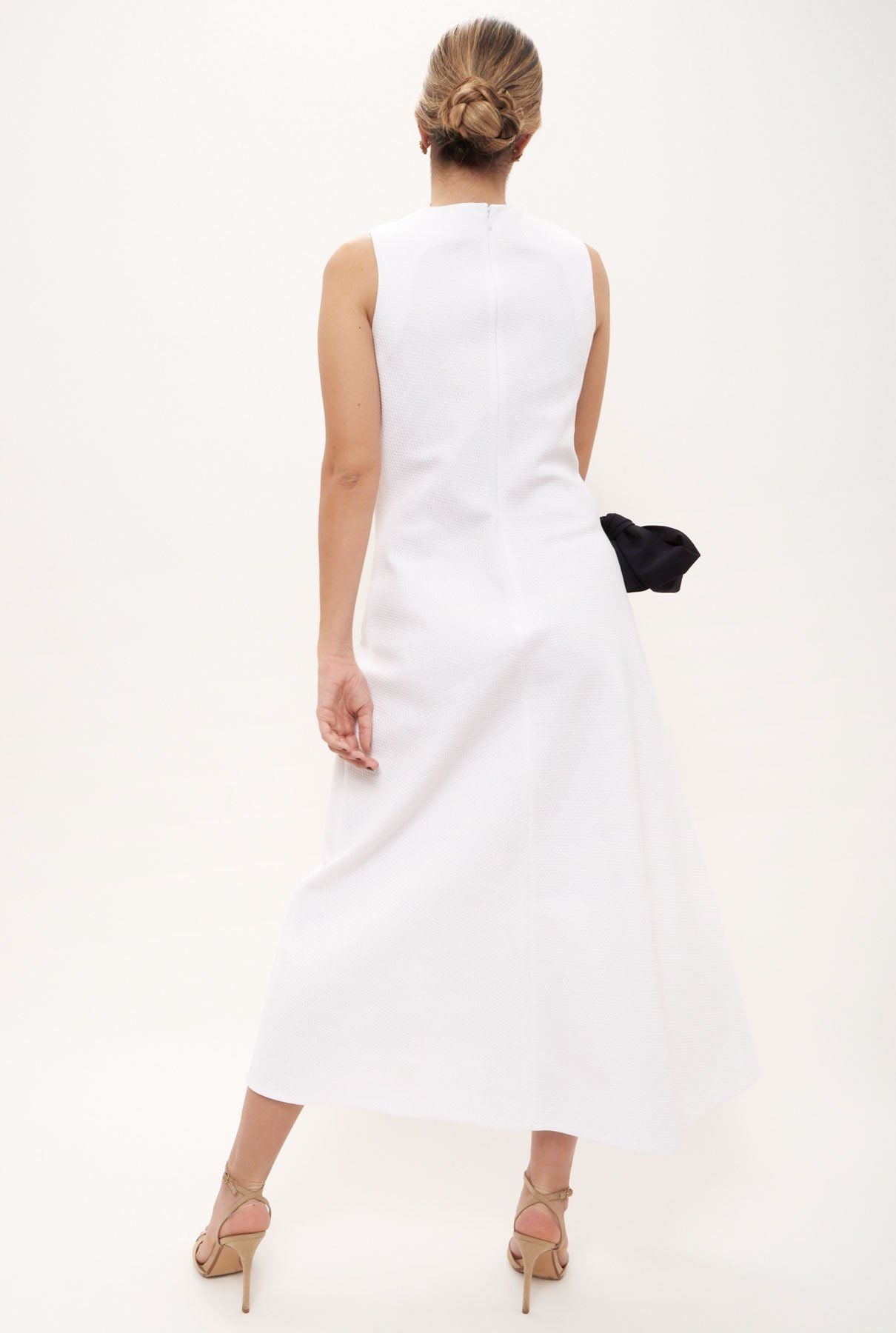 Vestido semientallado lazo con textura de flores blanco - Pre Order dress Devota & Lomba