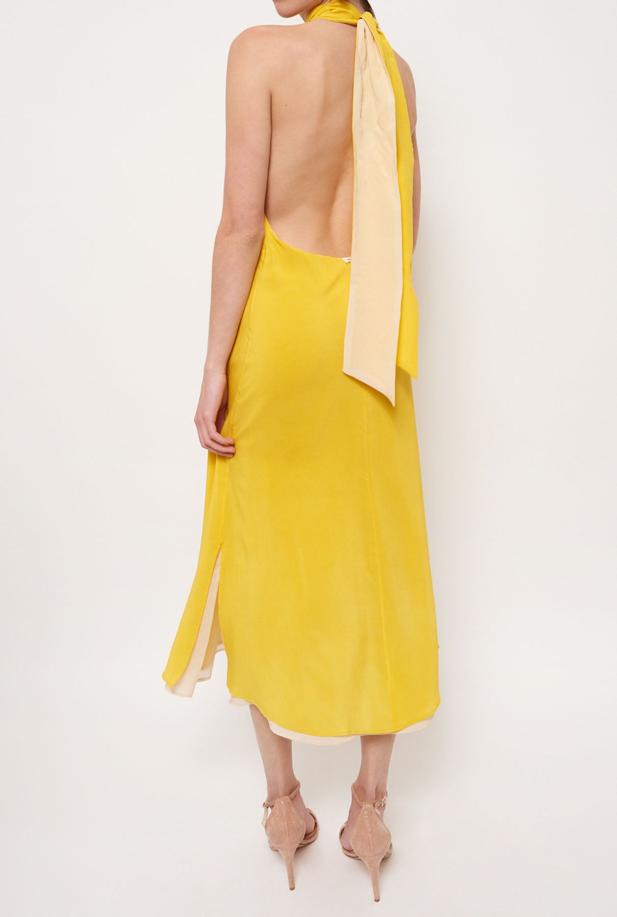 Vestido Valentina Cuello Halter Amarillo dress ALETHEIA