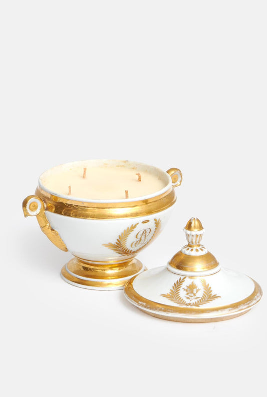 258. BOMBONERA ANJOU Candles VNICA 