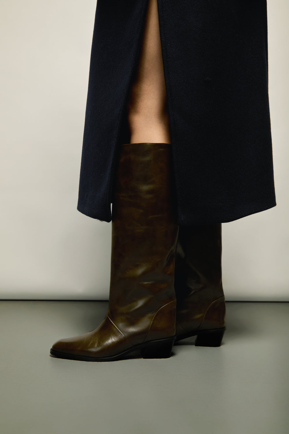 Sarah Boots in Khaki Leather