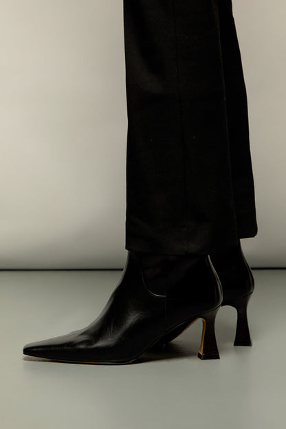 Florence Boots in Black Leather
