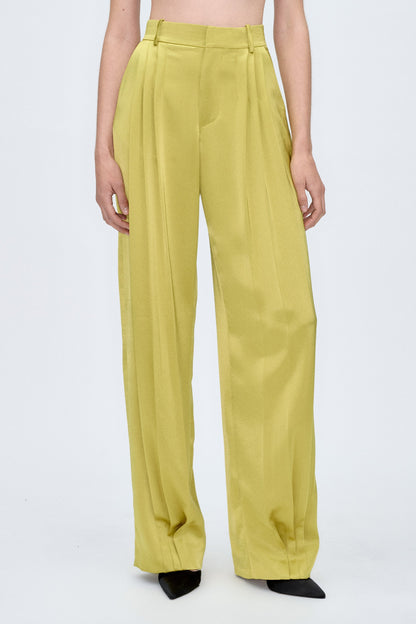 Pantalones entallados Limbo color lima