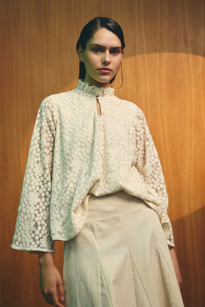 Blusa Vita Lenta Bordados Blanco